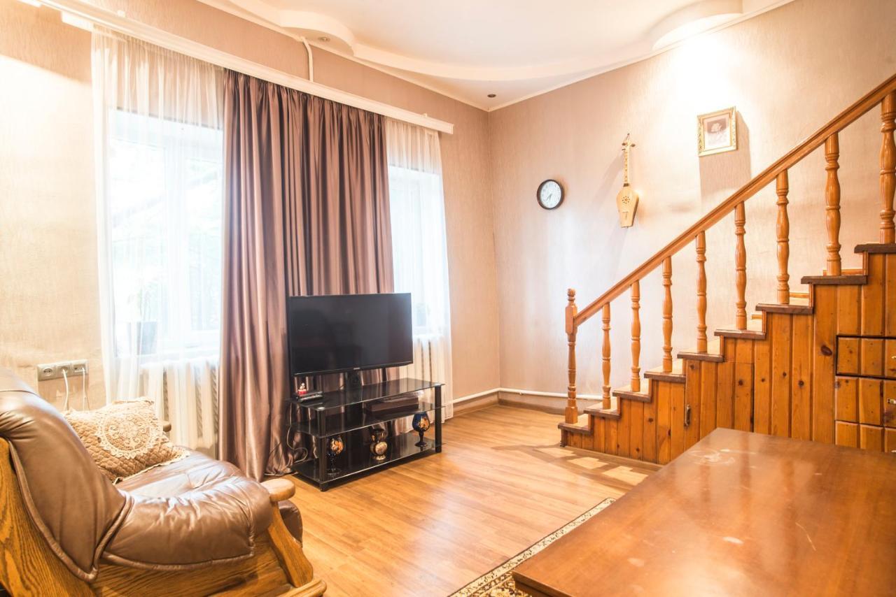 Zukas Hause Hotell Akhaltsikhe  Eksteriør bilde